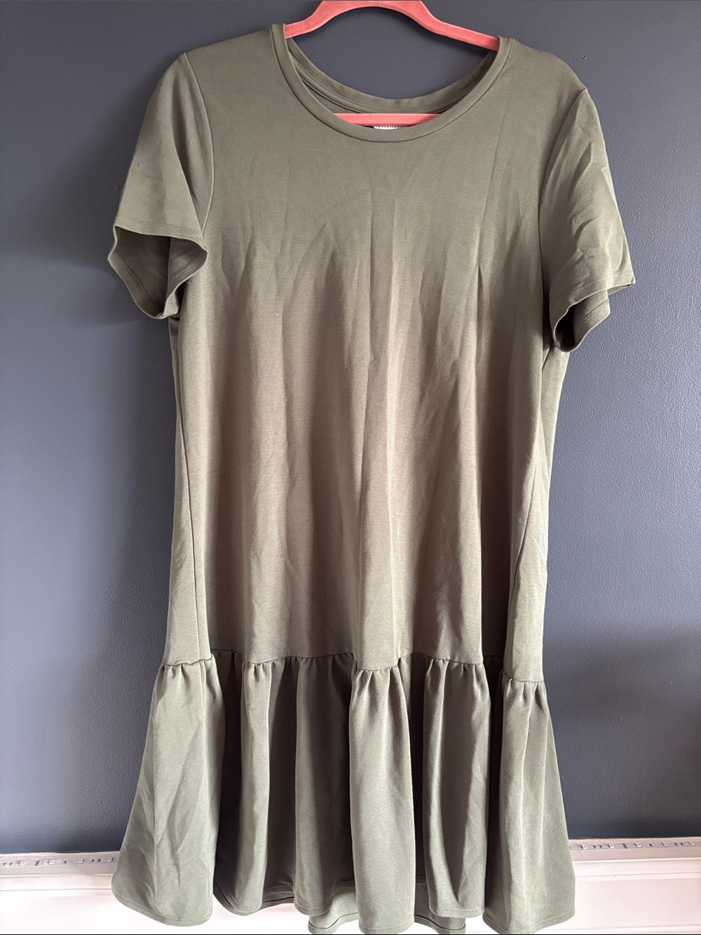 Green Ruffle-Hem Short Sleeve Dress